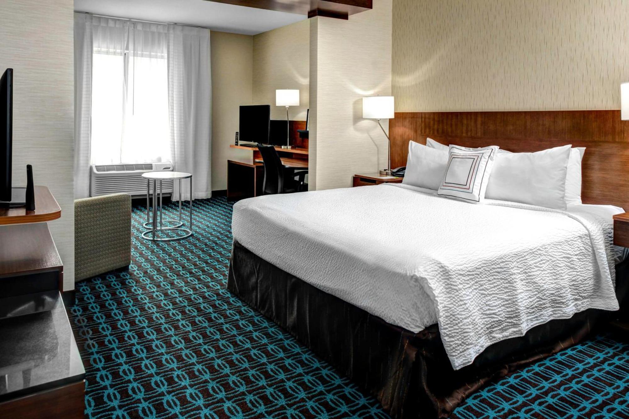 Fairfield & By Marriott At Eastwood Hotel