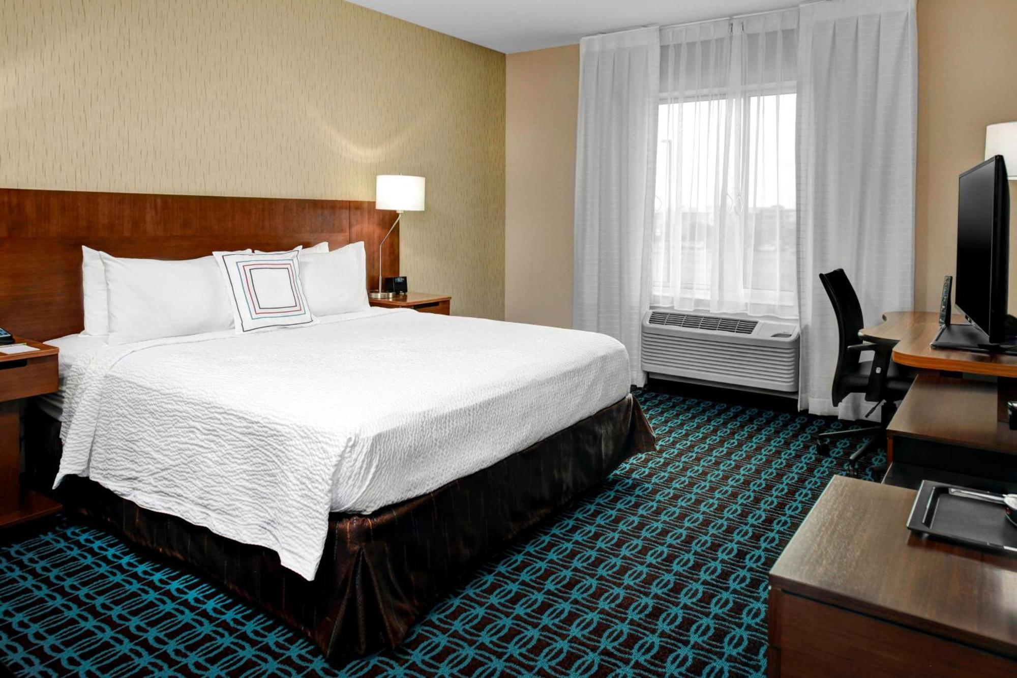Fairfield & By Marriott At Eastwood 3* Lansing